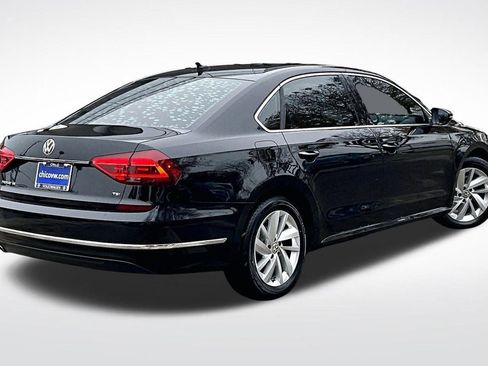 Used 2018 Volkswagen Passat 2.0T SE image 10