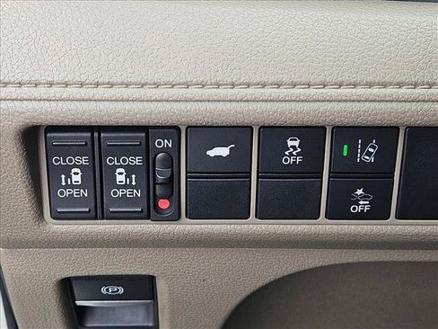 Used 2019 Honda Odyssey EX-L image 14