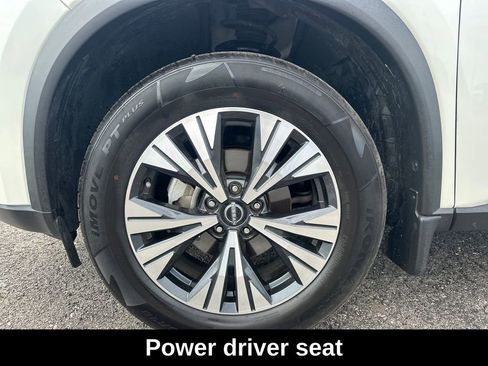 Used 2023 Nissan Rogue SV w/ SV Premium B Package FWD image 11