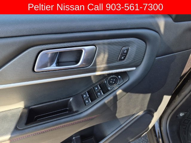 Used 2025 Ford Explorer ST-Line w/ ST-Line Street Pack AWD/4WD image 24