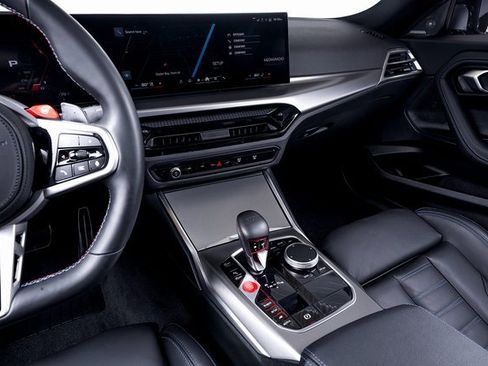 Used 2025 BMW M2 image 28