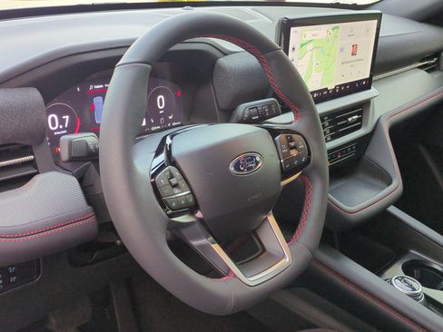 Used 2026 Ford Explorer ST-Line w/ Premium Package RWD image 17