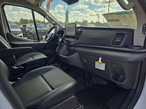 New 2026 Ford Transit 250 Low Roof image 21