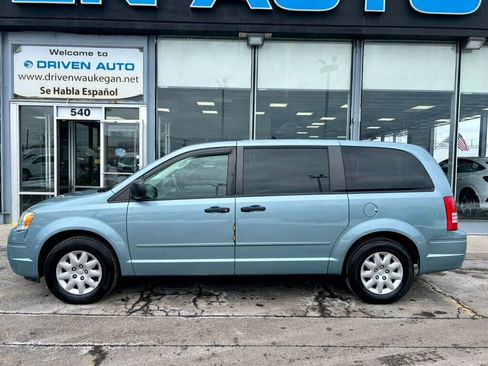 Used 2008 Chrysler Town & Country LX image 23