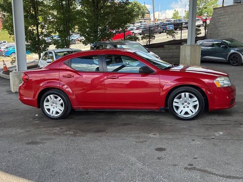 Used 2014 Dodge Avenger SE FWD image 3
