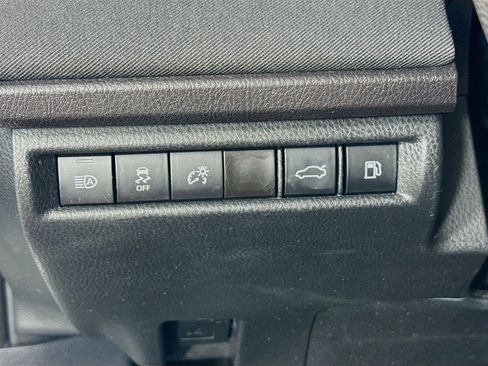 Certified 2025 Toyota Camry LE image 11