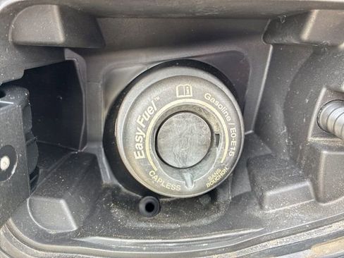 Used 2020 Ford Ranger Lariat w/ Technology Package image 6