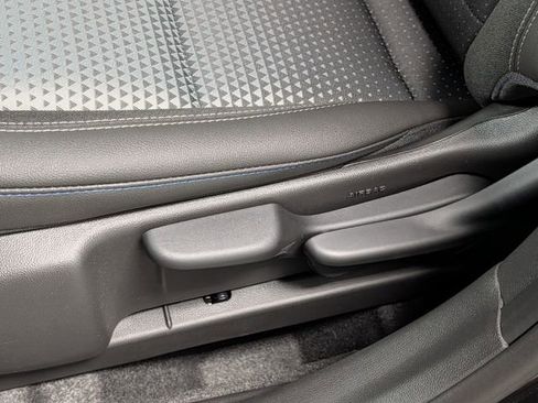 New 2026 Chevrolet Trax LT w/ Driver Confidence Package FWD image 10