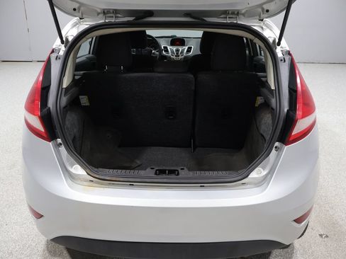 Used 2012 Ford Fiesta SE FWD image 19