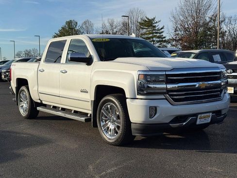 Used 2017 Chevrolet Silverado 1500 High Country image 2