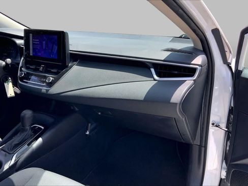 Used 2023 Toyota Corolla LE FWD image 18