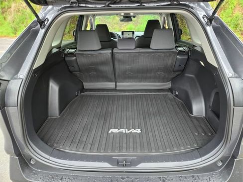 Used 2023 Toyota RAV4 XLE w/ XLE Grade Weather Package AWD/4WD image 16