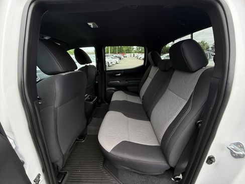 Used 2023 Toyota Tacoma TRD Sport AWD/4WD image 23