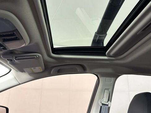 Used 2018 Subaru Crosstrek 2.0i Limited image 26