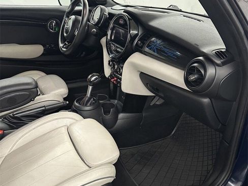 Used 2019 MINI Cooper S image 30