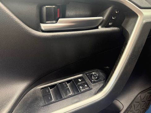 Used 2023 Toyota RAV4 XSE AWD/4WD image 22