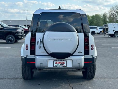 Used 2020 Land Rover Defender 110 SE AWD/4WD image 6