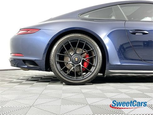 Used 2019 Porsche 911 Carrera GTS image 46