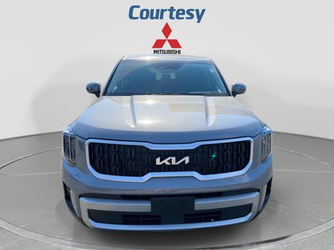 Used 2024 Kia Telluride LX AWD/4WD image 9