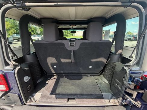 Used 2013 Jeep Wrangler Sport AWD/4WD image 18