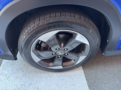 Used 2018 Honda HR-V EX image 13