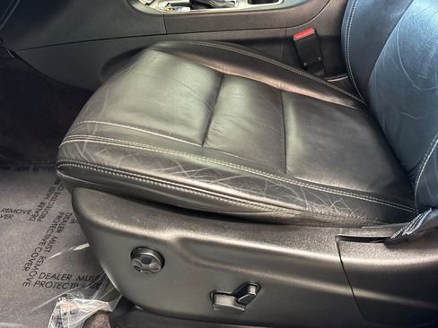 Used 2016 Jeep Grand Cherokee Limited RWD image 13