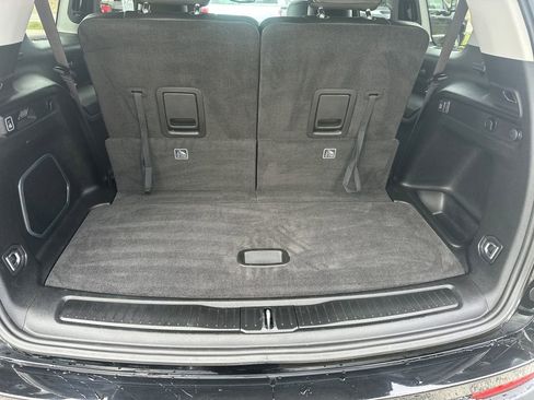 Used 2022 Jeep Grand Cherokee L Limited image 12