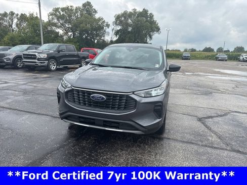 Used 2023 Ford Escape Active image 3