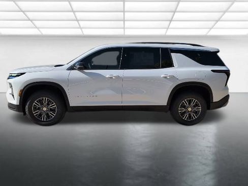 New 2026 Chevrolet Traverse LT w/ Driver Confidence Package image 33