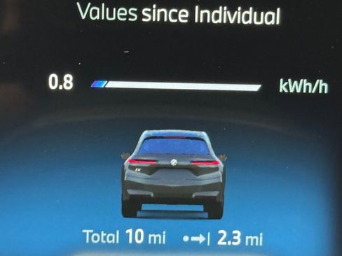 New 2026 BMW iX xDrive60 w/ Premium Package image 16