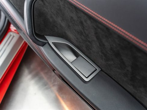 Used 2012 Ferrari 458 Spider RWD image 59