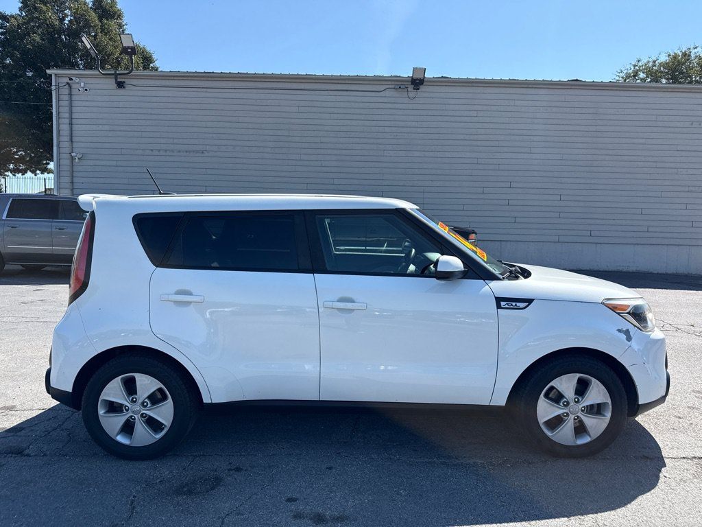 Used 2016 Kia Soul FWD image 5