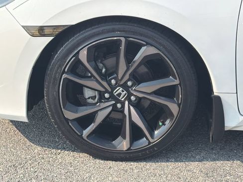 Used 2020 Honda Civic Sport image 11