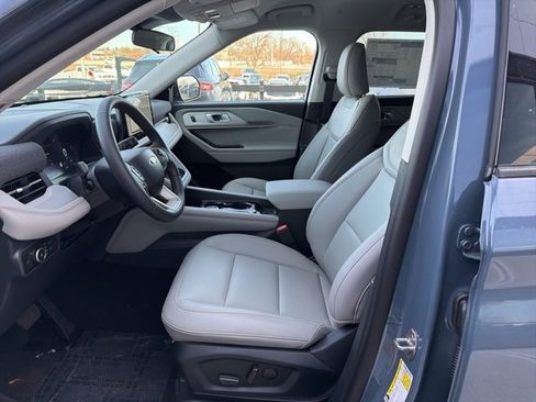 New 2026 Ford Explorer Active image 10