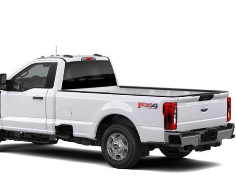 New 2026 Ford F350 XLT w/ FX4 Off-Road Package AWD/4WD image 23