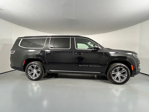 Used 2024 Jeep Grand Wagoneer L 4WD image 8