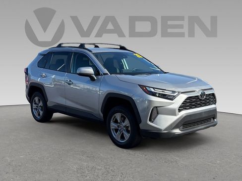 Used 2023 Toyota RAV4 XLE image 1