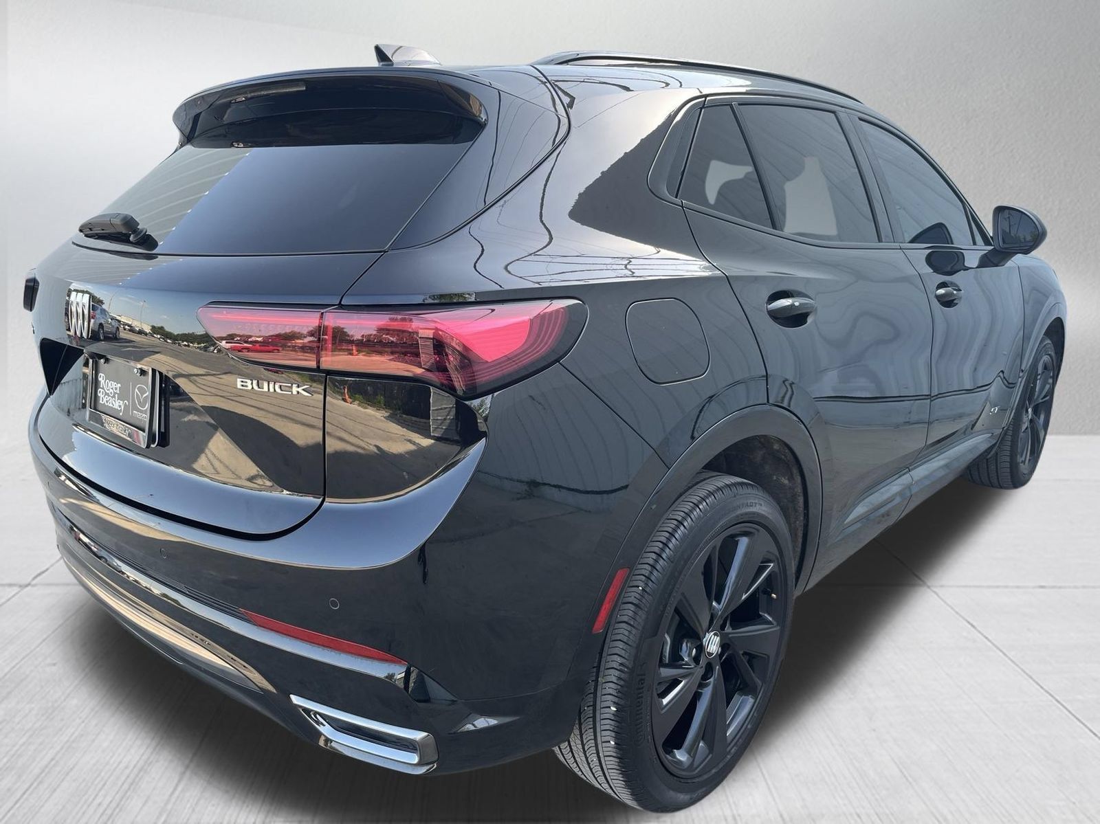 Used 2025 Buick Envision Sport Touring AWD/4WD image 9