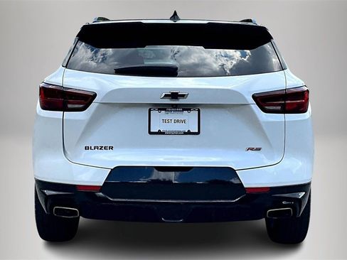 Certified 2023 Chevrolet Blazer RS w/ Enhanced Convenience Package image 7
