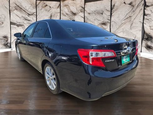 Used 2013 Toyota Camry XLE w/ Leather Pkg image 8