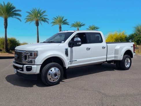 Certified 2022 Ford F450 Platinum AWD/4WD image 33