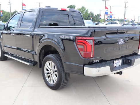 Used 2025 Ford F150 Lariat w/ Equipment Group 501A Mid AWD/4WD image 8