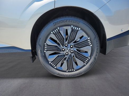 New 2026 Nissan Murano Platinum AWD/4WD image 12