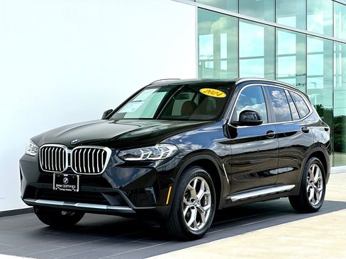 Certified 2024 BMW X3 sDrive30i w/ Premium Package RWD image 9