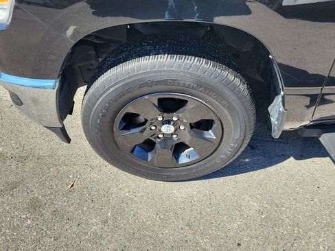 Used 2021 RAM 1500 Big Horn image 5