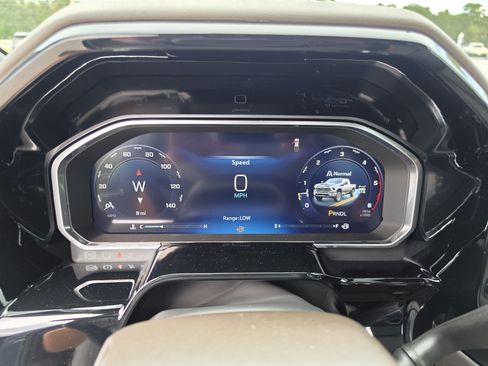 New 2026 Chevrolet Silverado 3500 LTZ w/ LTZ Premium Package AWD/4WD image 41