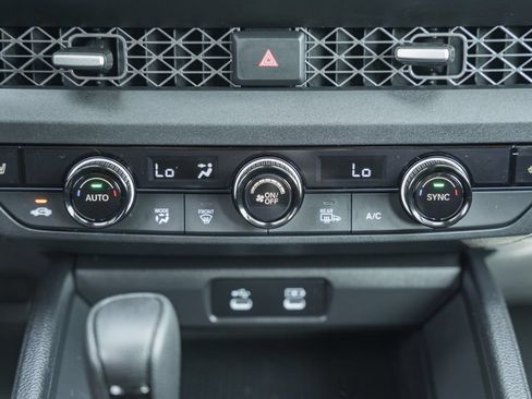 Used 2025 Honda Accord SE image 18