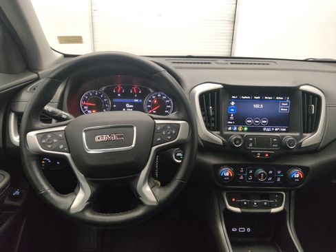 Used 2024 GMC Terrain SLT AWD/4WD image 22