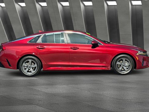 Used 2023 Kia K5 LXS image 3