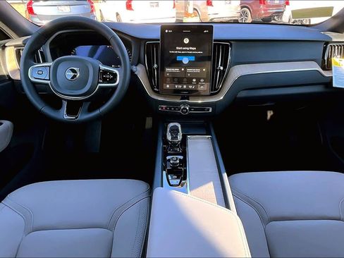 New 2026 Volvo XC60 B5 Plus w/ Protection Package Premier image 7
